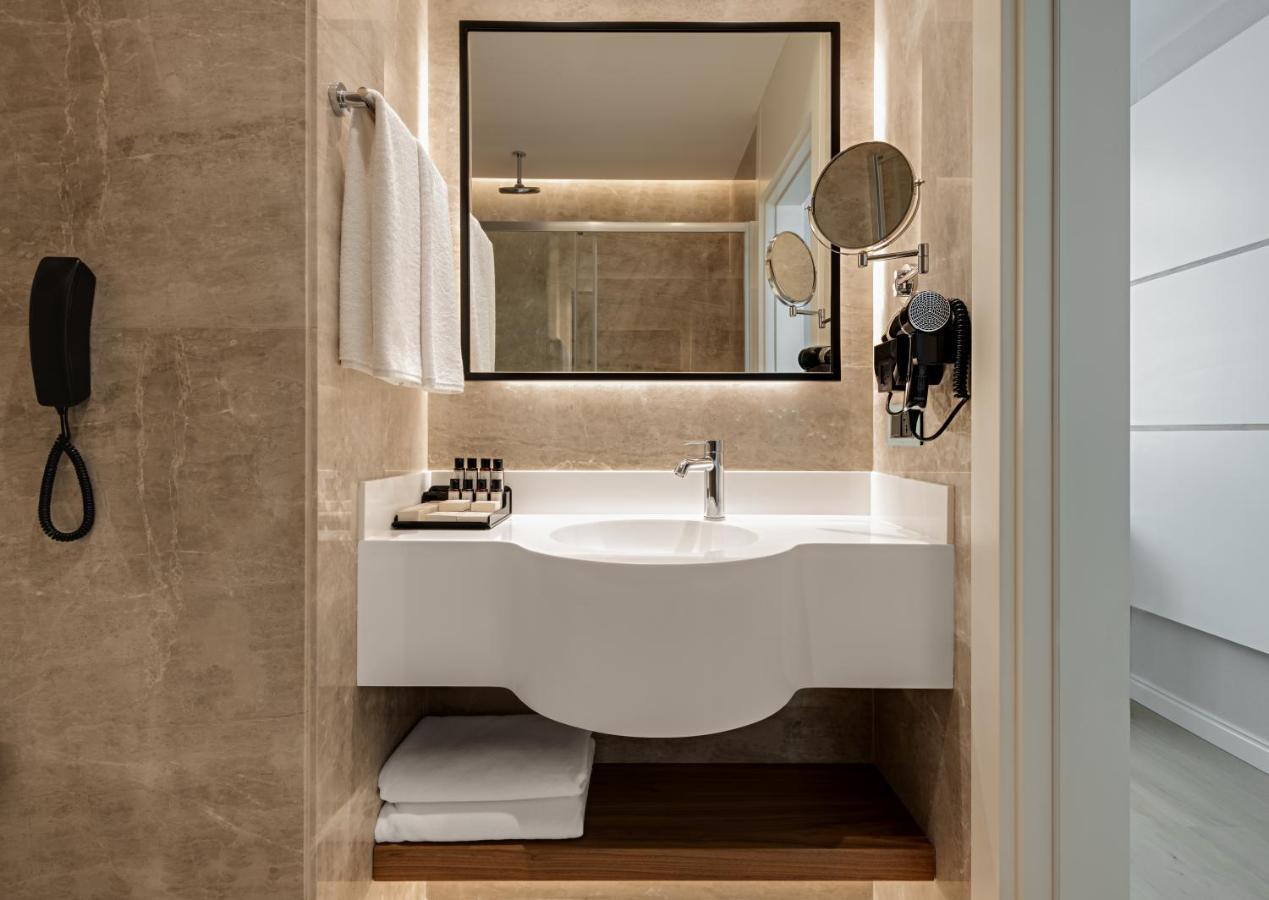 Gleam Collection Hotel Istanbul Ngoại thất bức ảnh Bathroom