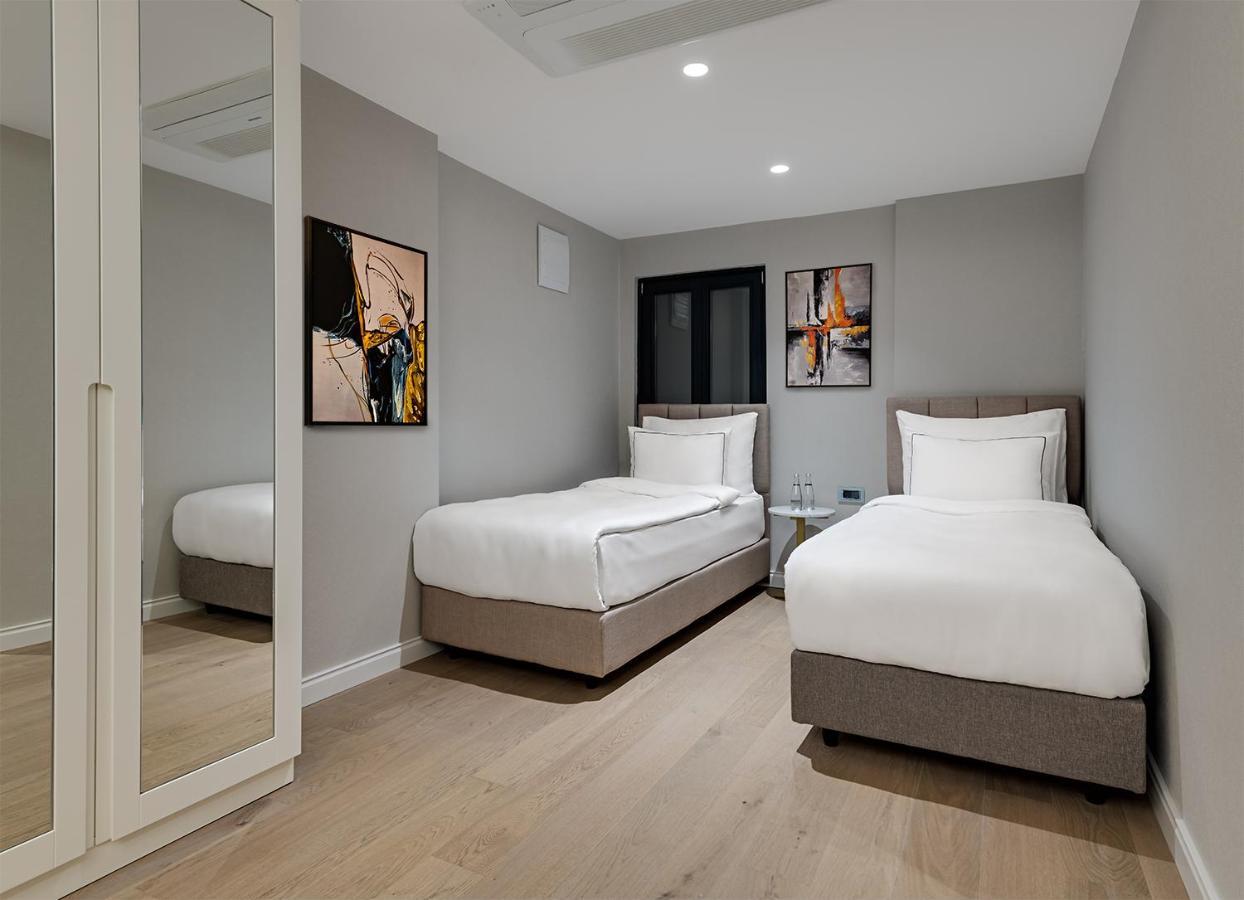 Gleam Collection Hotel Istanbul Ngoại thất bức ảnh A bedroom at the hotel
